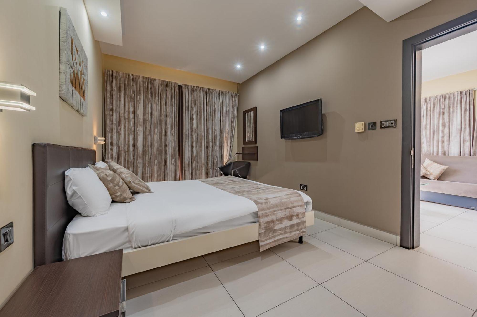 Penthouse Apartment,1661635609:JPEG